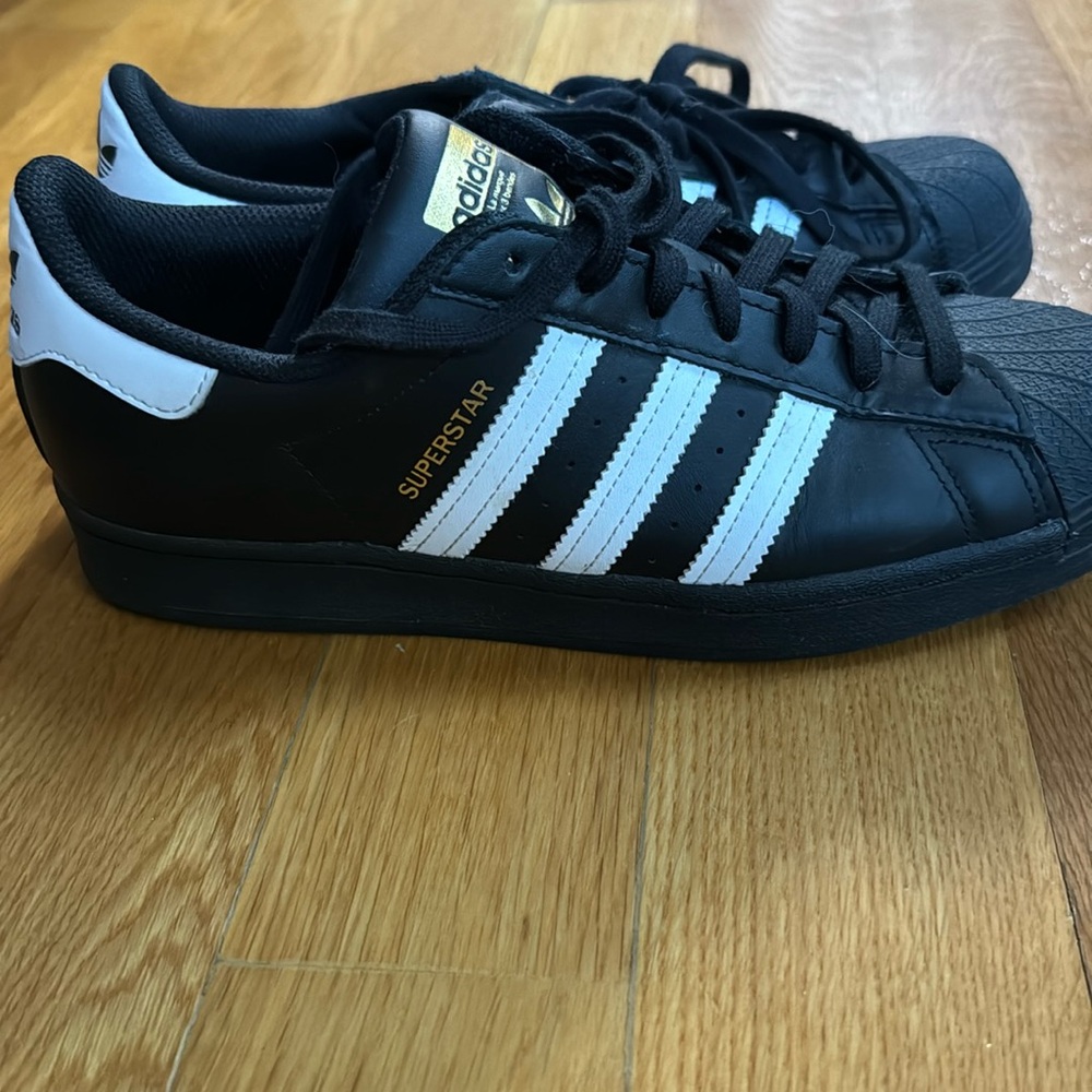 Adidas superstar
